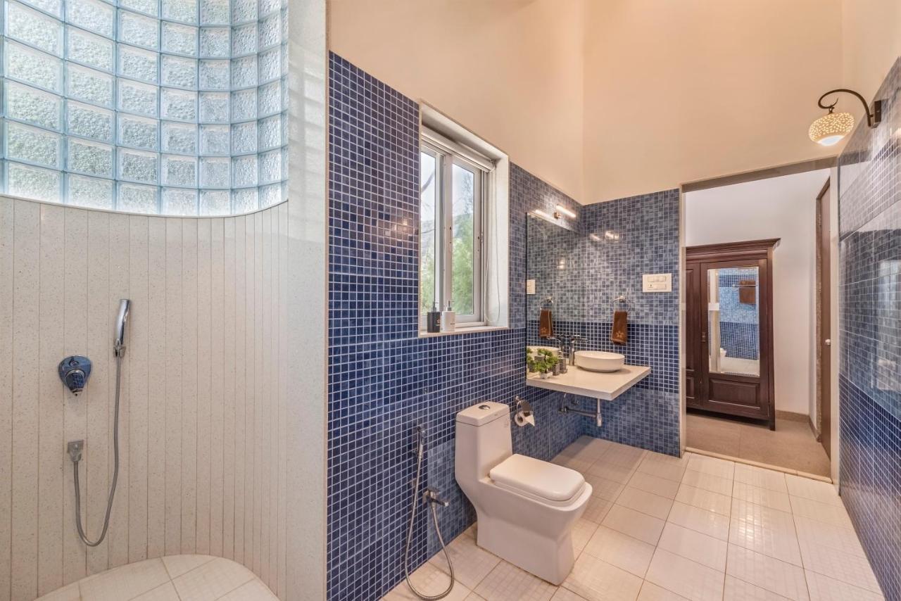 Saffronstays Roselle, Malavli - Pet-Friendly Pool Villa With Modern Interiors ロナバラ エクステリア 写真