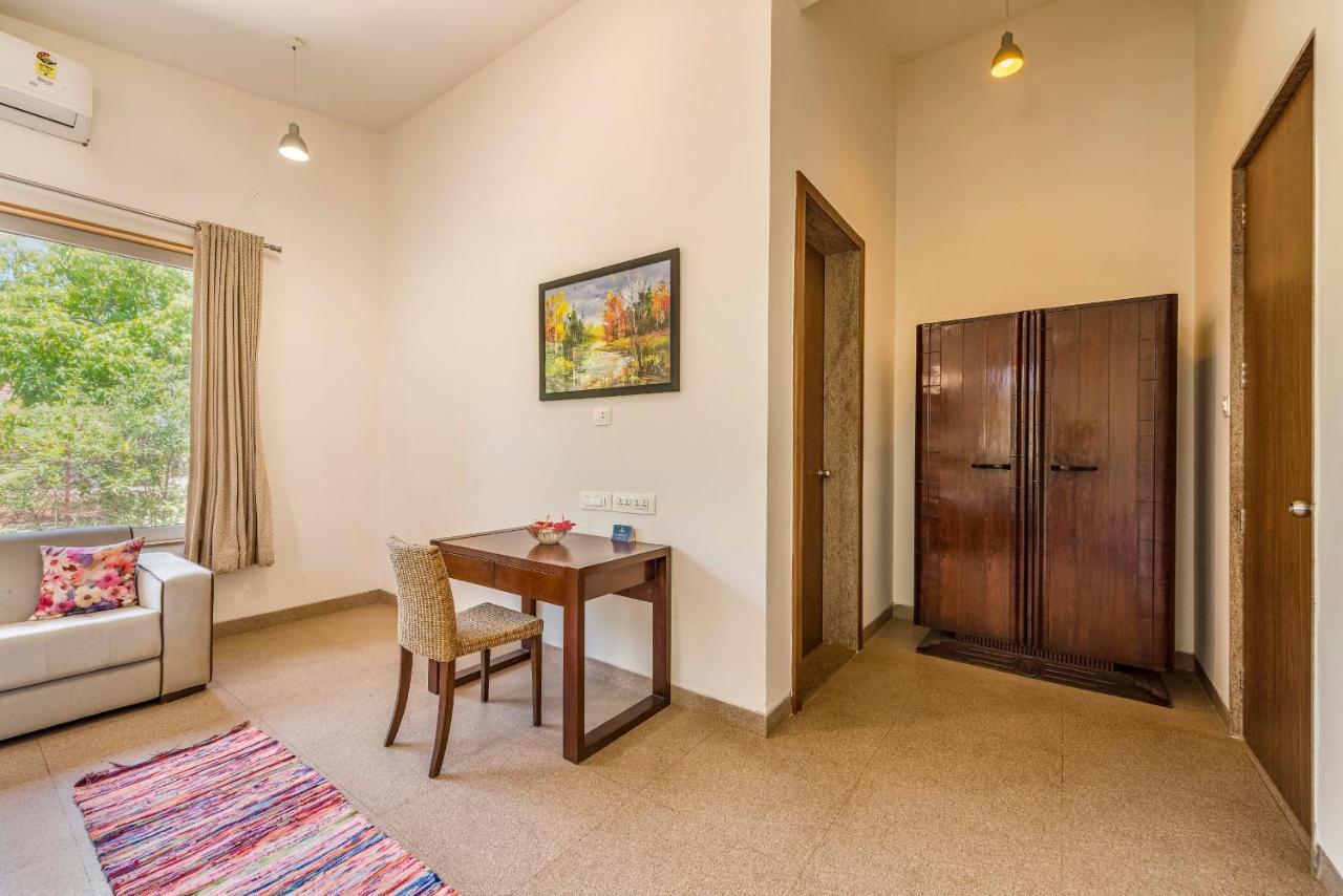Saffronstays Roselle, Malavli - Pet-Friendly Pool Villa With Modern Interiors ロナバラ エクステリア 写真