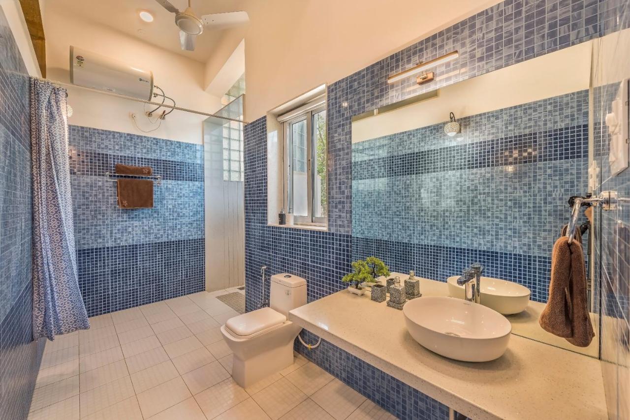 Saffronstays Roselle, Malavli - Pet-Friendly Pool Villa With Modern Interiors ロナバラ エクステリア 写真